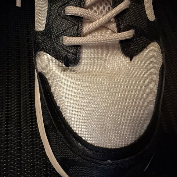 Coach Women's Strider Sneaker Graphite Charcoal 8.5 Signature Canvas No Box - Picture 11 of 16